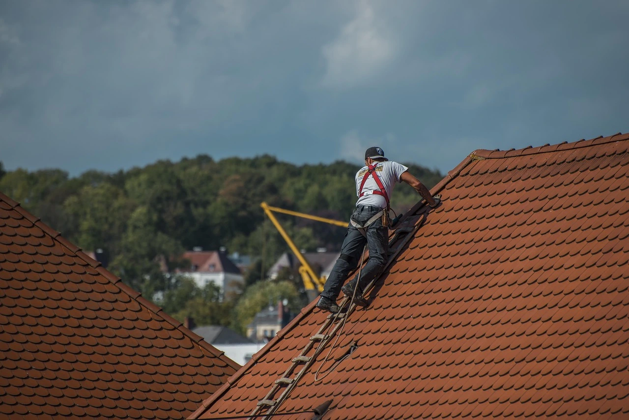 How Do You Determine Your Roof Pitch?